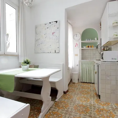 Banchi Nuovi Apartment