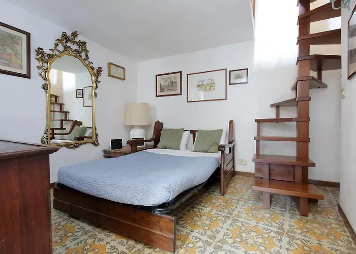 Apartment Banchi Nuovi *